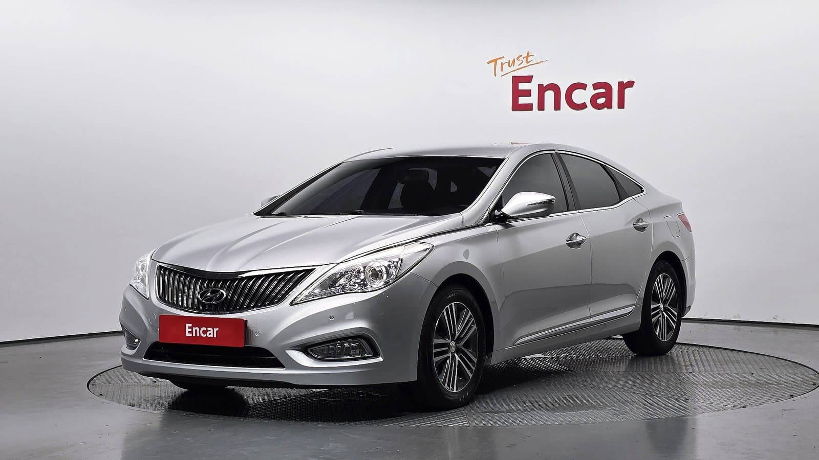 Hyundai Grandeur HG HG240 Modern, May 2014