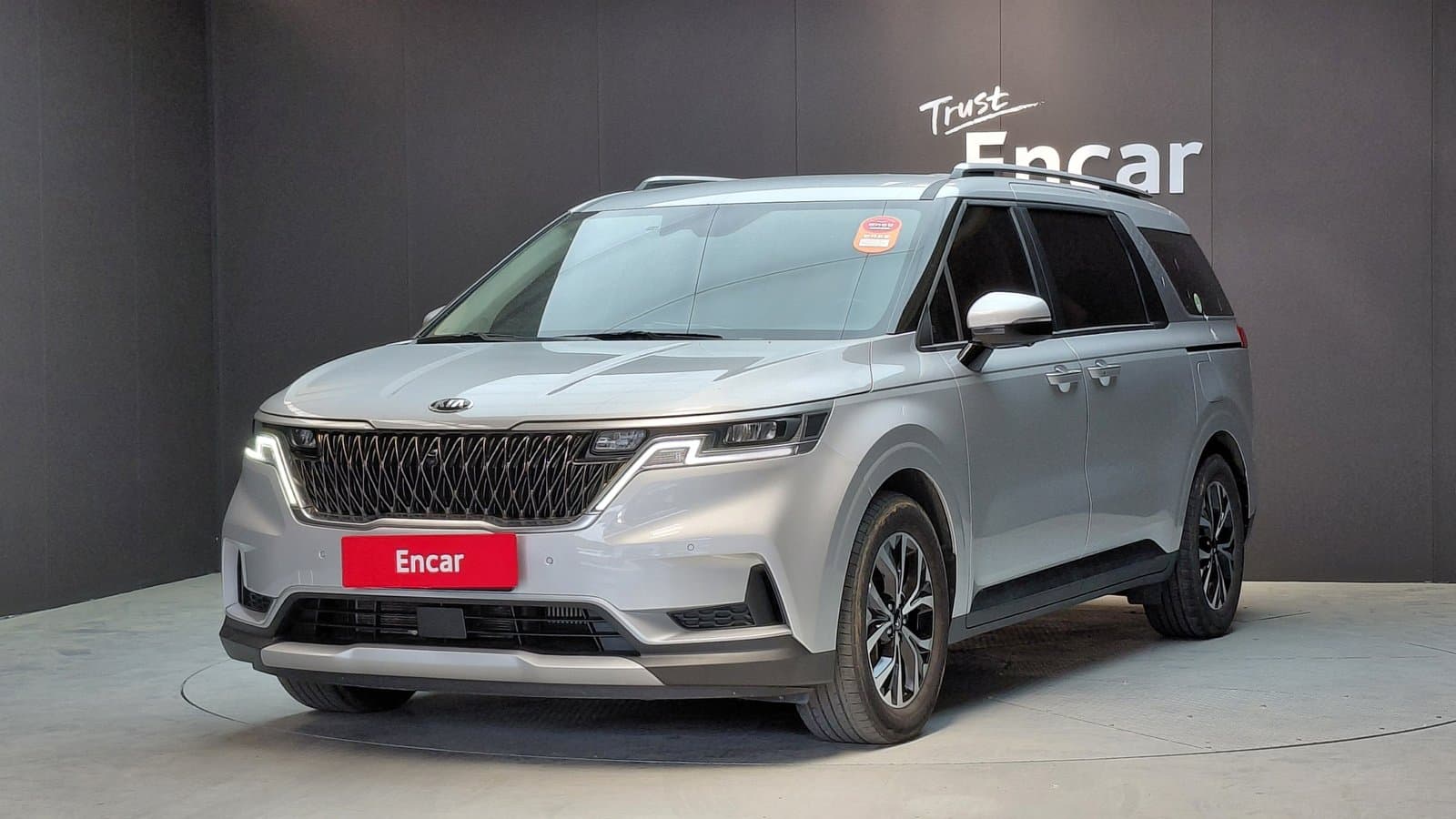 Kia Carnival 4th Generation 9-Seater Prestige, June 2021