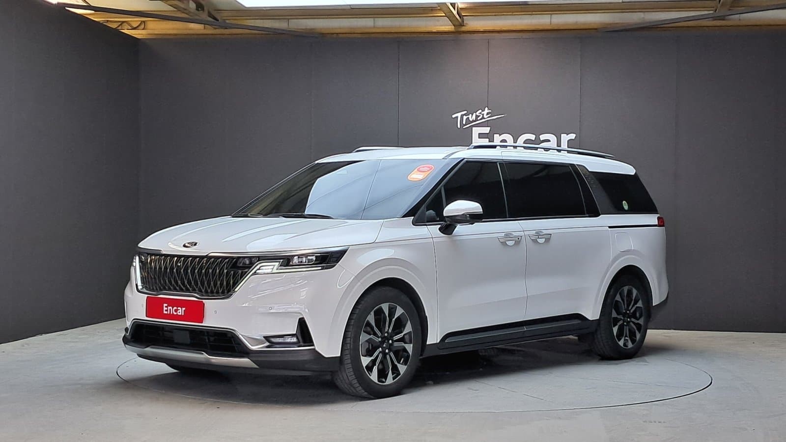 Kia Carnival 4th Generation 9-Seater Signature, June 2021