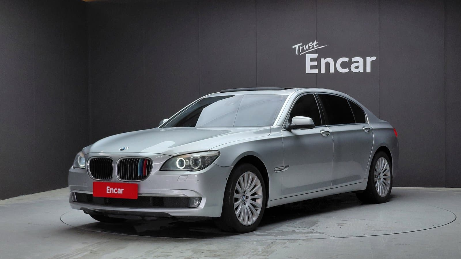 BMW 7 Series (F01) 730Ld June 2012
